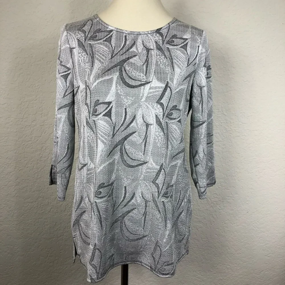 Chico’s Easywear Women’s Silver Floral PrintScoop Neck Blouse Top Shirt Sz S (0)
